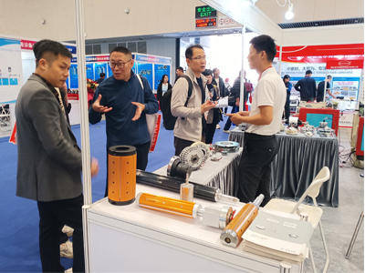臺(tái)靈機(jī)電閃耀潭洲國際機(jī)械展會(huì)歡迎各界人社現(xiàn)場交流