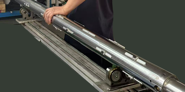 臺(tái)靈氣脹軸與眾不同？自動(dòng)切紙機(jī)收卷選擇3寸鋼氣脹軸廠家揭秘