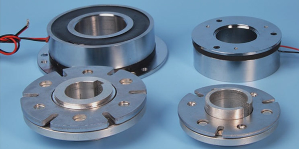 臺靈電磁離合器究竟在哪里超越傳統電源？